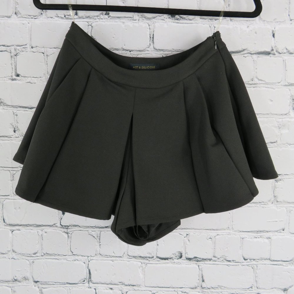 Women's Black Skort